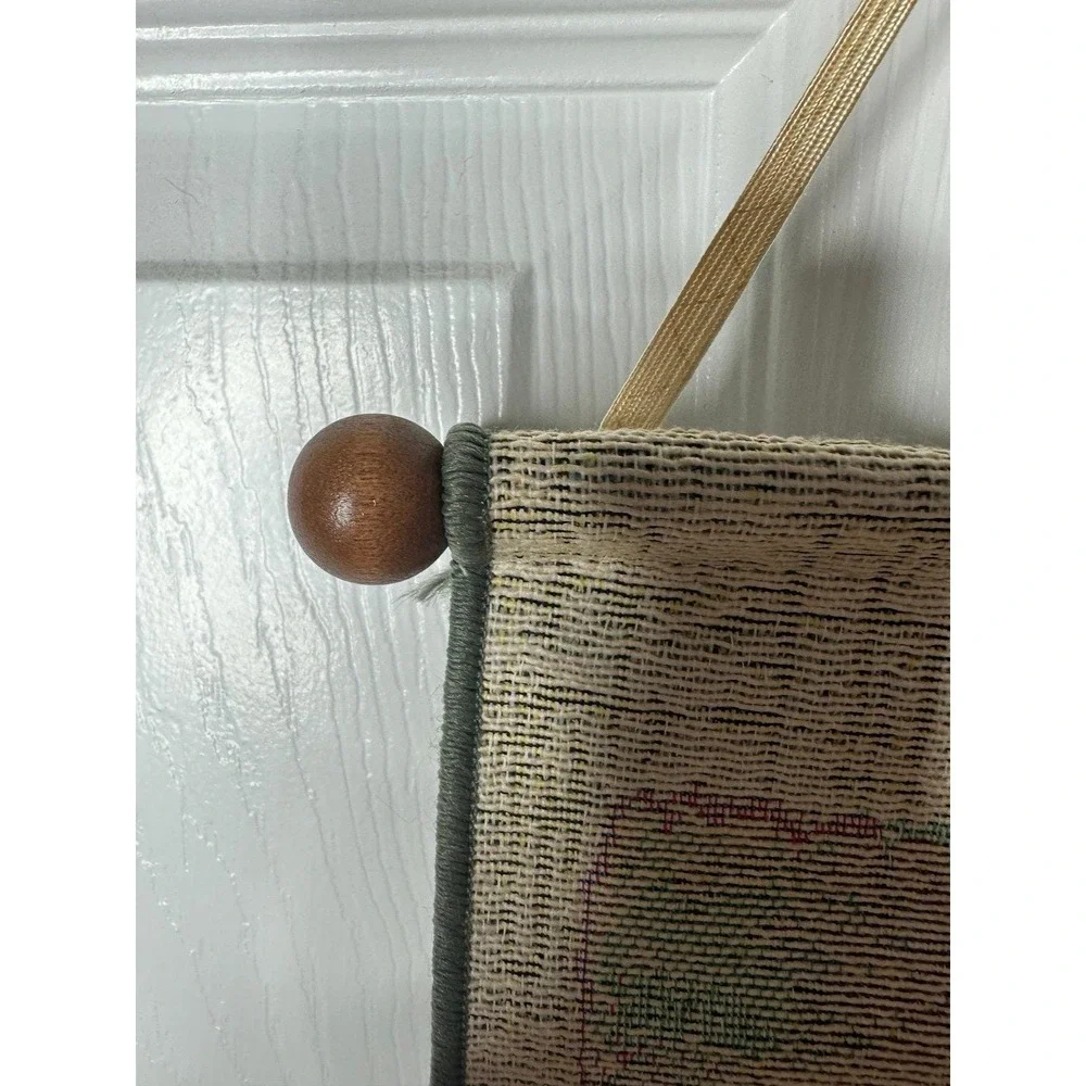 Vintage And all Tapestry Birds Tassel Wood/Weave Songs Of Spring